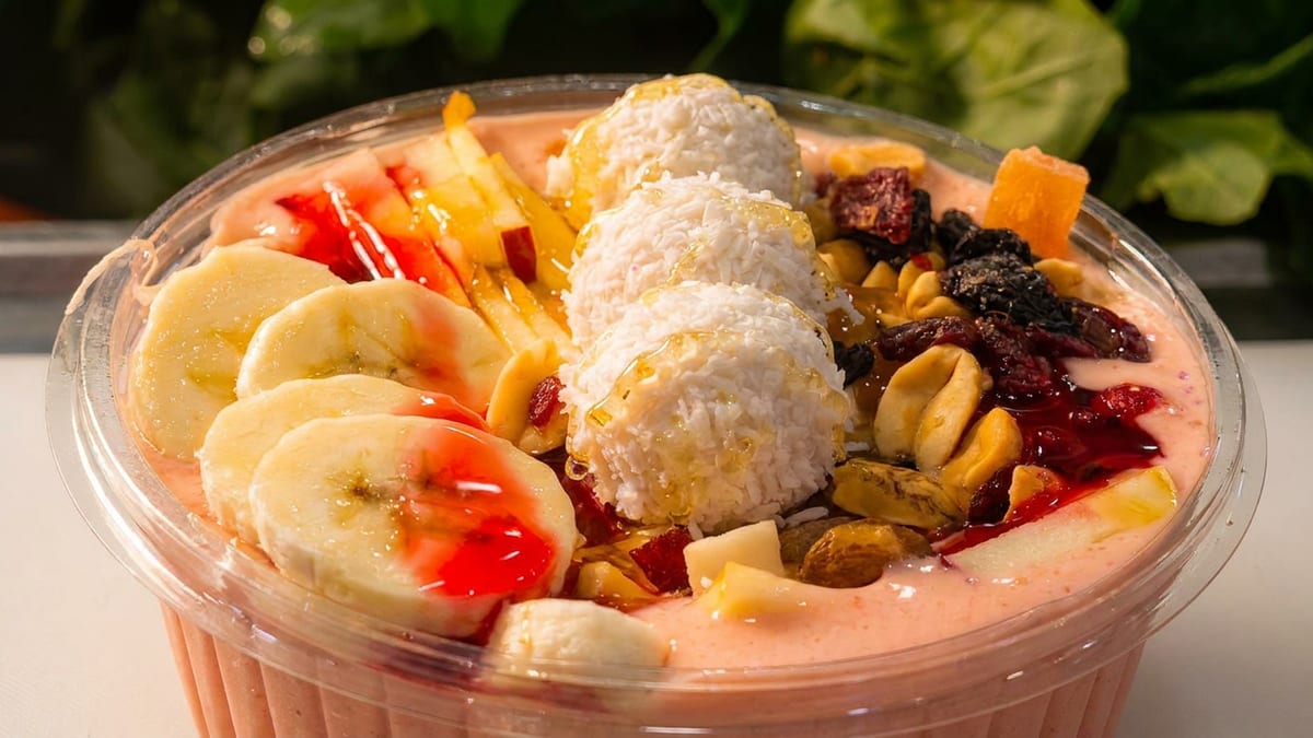 Fresh Smoothies, Juices & Açaí Bowls